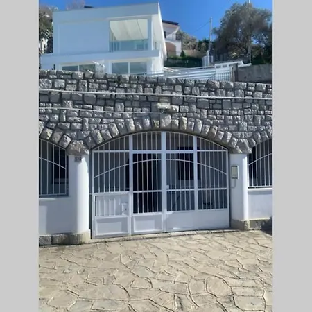 La Perla Sul Mare Apartamento *