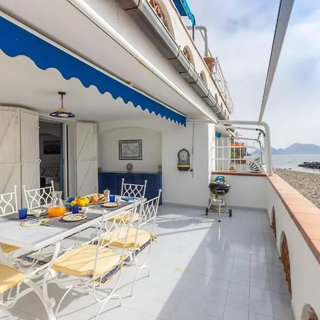 La Perla Sul Mare Apartamento *